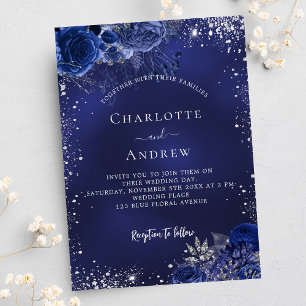 Postal De Invitación La plata azul de la marina destella boda floral