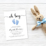 Postal De Invitación Oh Boy Blue Baby Sprinkle<br><div class="desc">Un niño pequeño y pequeño espolvorea la invitación de la postal con "oh boy" en un guión elegante con toques y una acuarela azul pastel de pies de bebé. Personalice fácilmente los detalles de la rociada de bebé.</div>