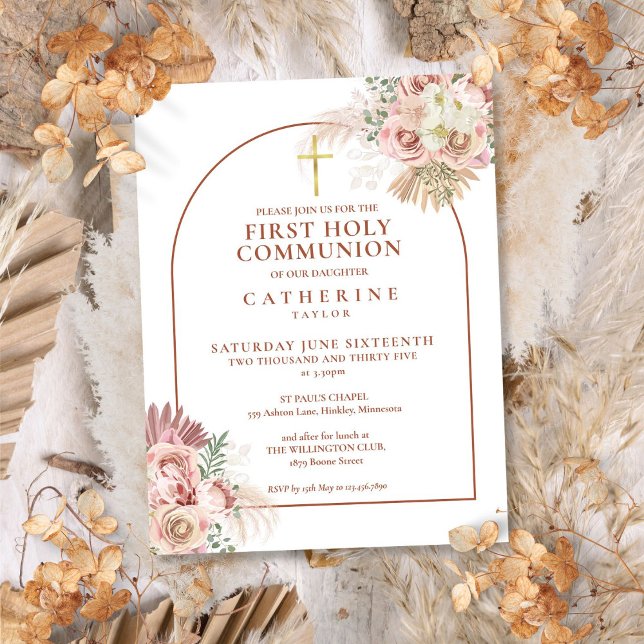 Postal De Invitación Primera Comunión Arco de hierba de Pampas (Pampas Grass Arch First Holy Communion Invitation Postcard)