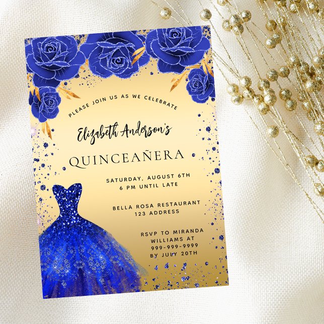 Postal De Invitación Quinceanera real azul purpurina de oro de flores (Subido por el creador)