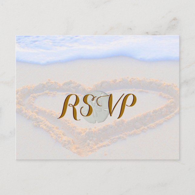 Postal De Invitación RSVP Corazón en arena en la playa (Anverso)