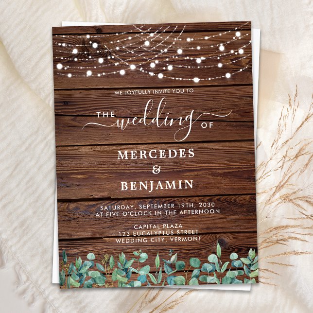 Postal De Invitación Rustic Wood String ilumina a Eucalyptus Boda (Subido por el creador)