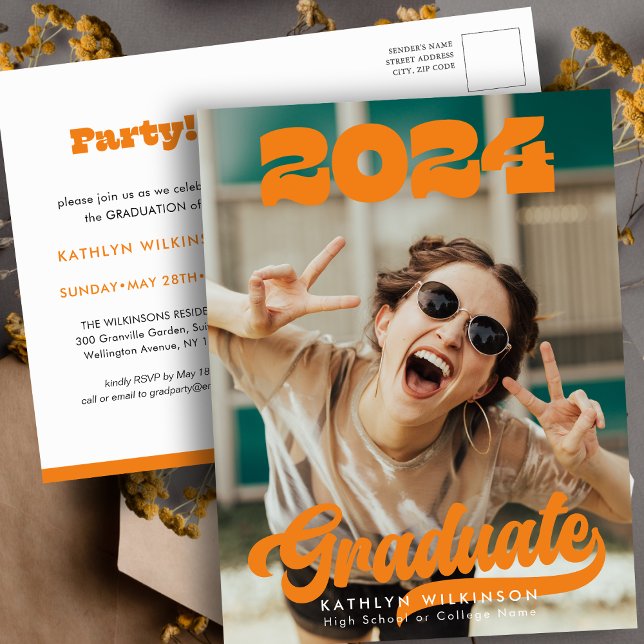 Postal De Invitación Tipografía Negrita Retro Tendencia Foto Divertida  (Subido por el creador)