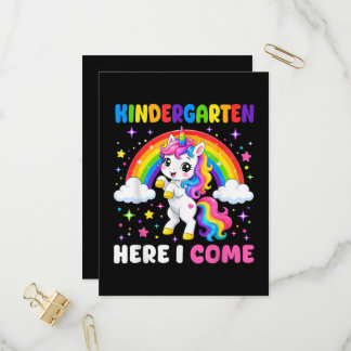 Postal De Invitación Unicornio de jardín de infantes aquí vengo De vuel