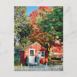 Postal de la granja de otoño brillante