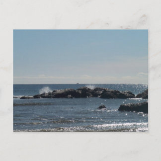 Postal de la orilla de mar