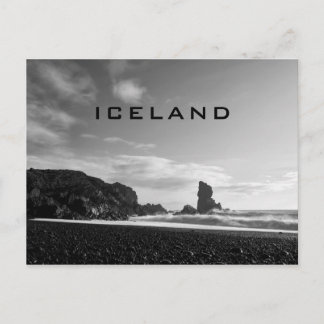 postal de la playa negra de Islandia