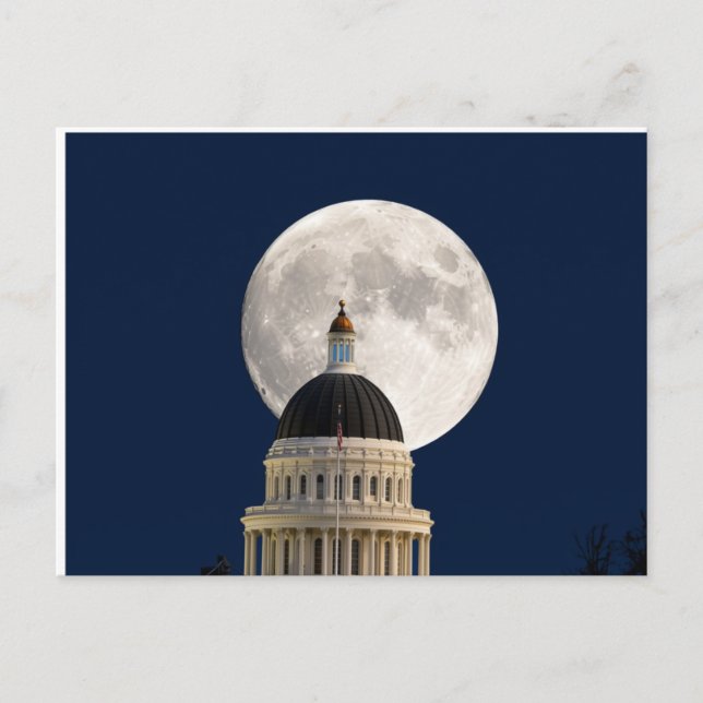 Postal de luna llena detrás del edificio del Capit (Anverso)