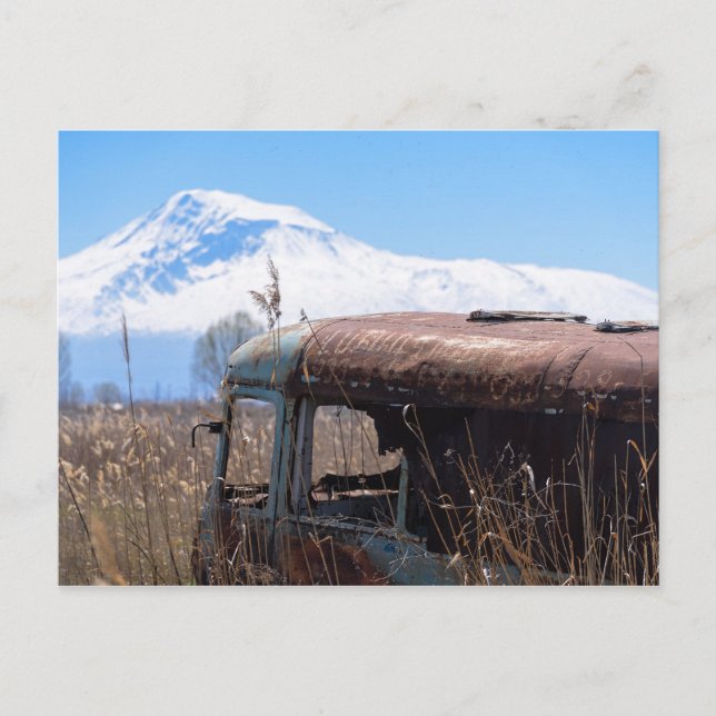 Postal de montaña Ararat y autobús oxidado (Anverso)