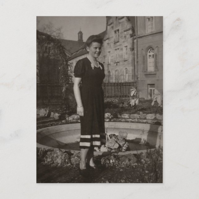 Postal de mujer ventilado (Anverso)