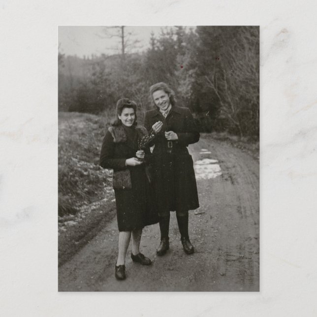 Postal de mujeres ventilado (Anverso)