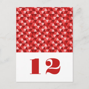 Postal de tabla de triángulos geométricos rojos