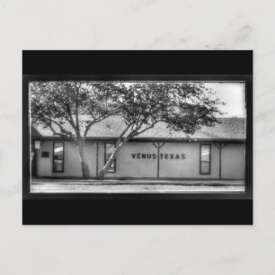 Postal de Venus, edificio de TX con el árbol