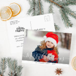 Postal deseos de vacaciones foto feliz navidad<br><div class="desc">imagen bonita con sobrecubrimiento de letras blancas y diseño moderno. Personalizar el texto y los detalles de la imagen.</div>