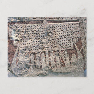 Postal Detalle de una piedra de imagen que representa un