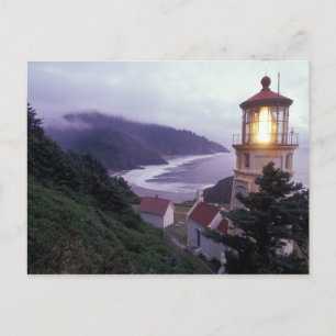 Postal Día nublado en la costa de Oregón en la Heceta