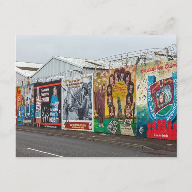 Postal Die Graffiti in Belfast Irland (Anverso)