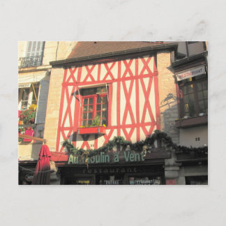 Postal Dijon, tienda de entramado de madera