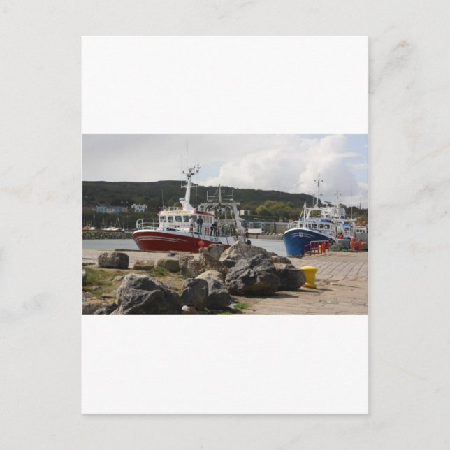 Postal Dirigiendo hacia fuera al mar, Howth, Irlanda (Anverso)