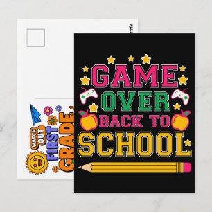 Postal Diseño de Ropa Divertida de Fin de Curso para Volv