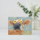 Postal Diversión de granja - Vaca con corona de flores (Anverso de pie)