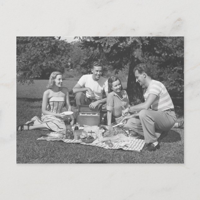 Postal Domingo en el parque con amigos (Anverso)