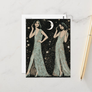 Postal Dos damas bailan bajo la luz de la luna