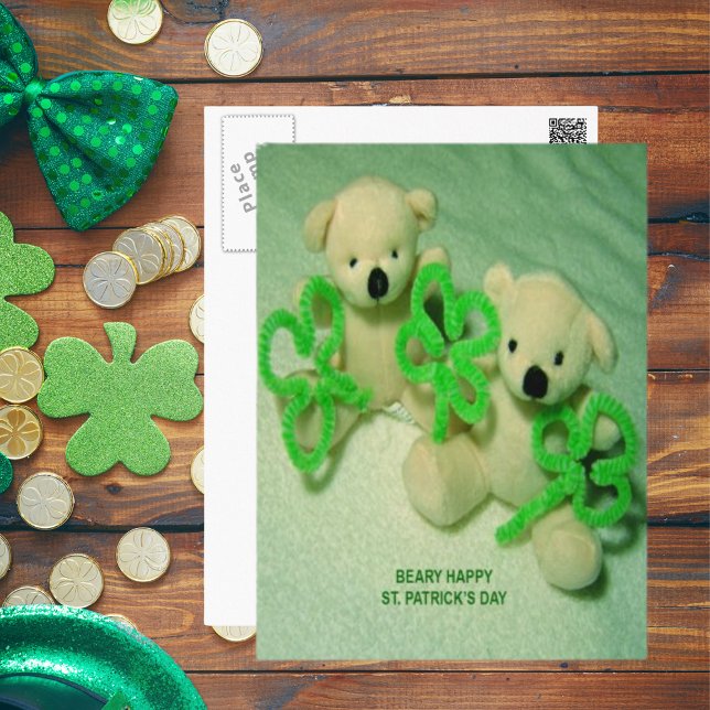 Postal Dos ositos de peluche con tréboles (Two Teddy Bears with Shamrocks Postcard)