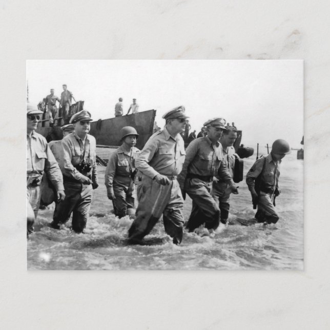 Postal Douglas MacArthur llega a isla filipina de Leyte (Anverso)