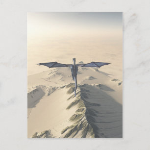 Postal Dragón azul volando sobre las montañas de invierno