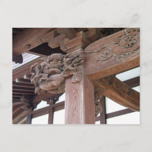 Postal Dragón en la madera