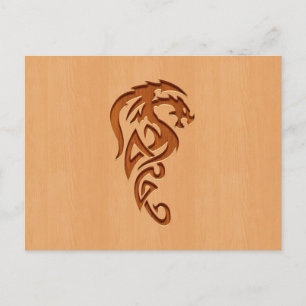 Postal Dragón grabado en efecto madera