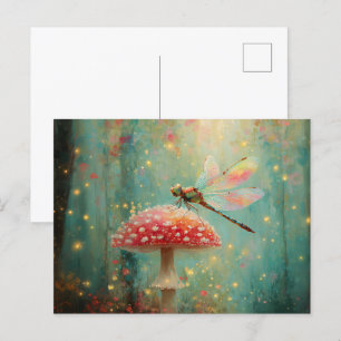 Postal Dragonfly mágico sobre un hongo