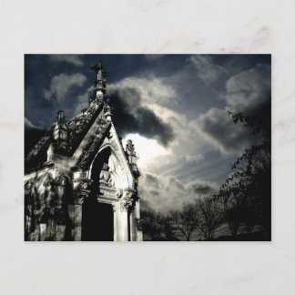Postal Dramática escena de cementerio