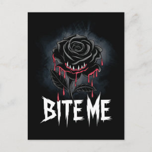 Postal Edgy 'Bite Me' Diseño Gótico Rosa