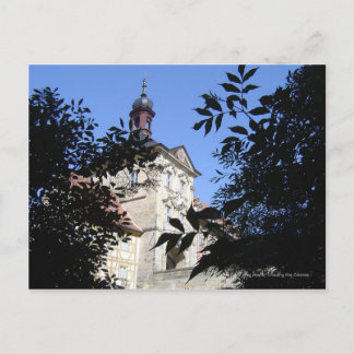 Postal Edificio con marcos de árbol