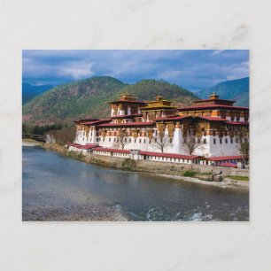 Postal Edificio Dzong junto al río