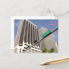 Postal Edificios blancos palmeras Miami Florida