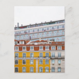 Postal Edificios pastel caprichosos en Lisboa