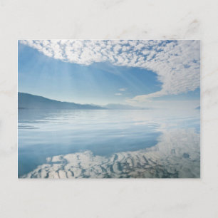 Postal EE. UU., Alaska, Bahía Freshwater. Nubes Reflejada