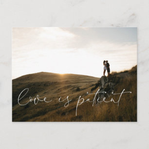 Postal El amor es el paciente pospone el cambio de postca