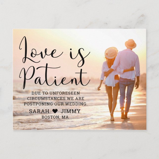 Postal El amor es la moderna foto de escritura negra del  (Anverso)