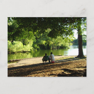 Postal El amor es una suave brisa junto al lago