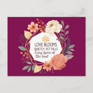 Postal El amor florece silenciosamente – Acuarela de cita