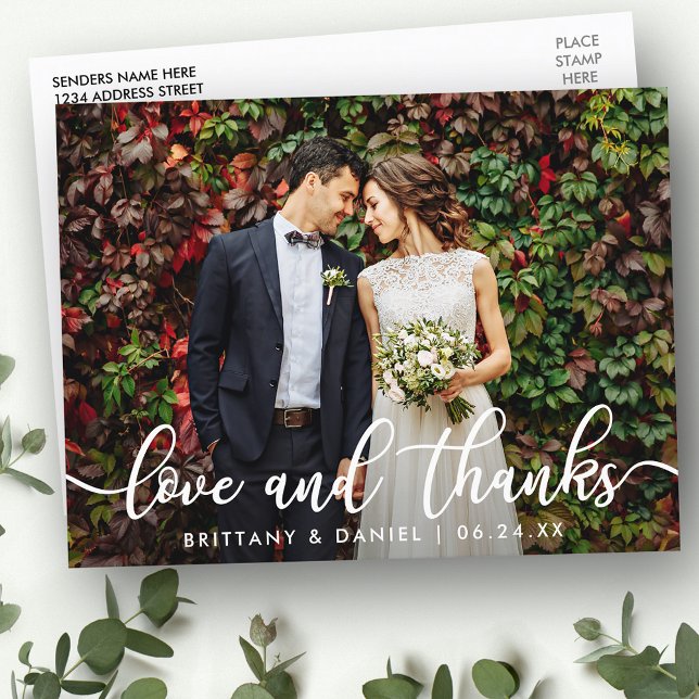 Postal El amor moderno y moderno y las gracias | Foto Bod (Customize to change your personalized text size or text style.)