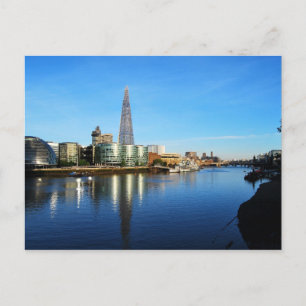 Postal El barrio del vidrio y el ayuntamiento de Londres