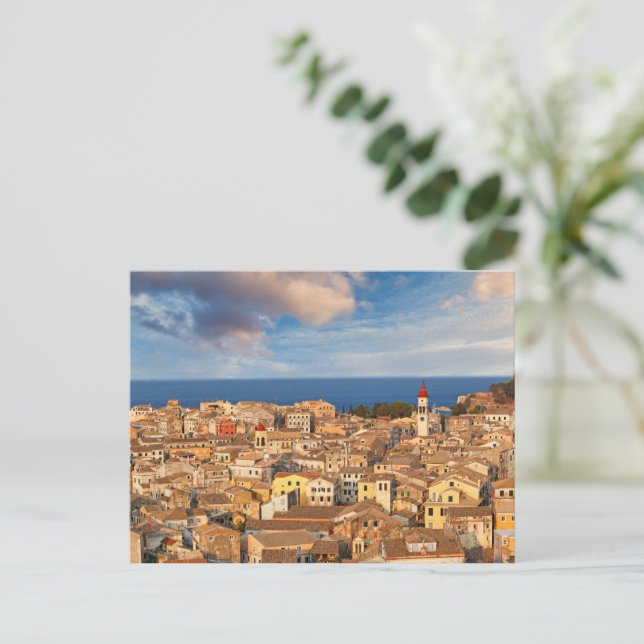 Postal El casco antiguo de Corfú, Grecia (Anverso de pie)