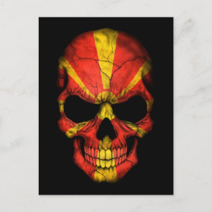 Postal El cráneo de la bandera macedonia en negro