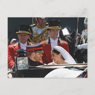 Postal El Duque y la Duquesa de Sussex cerca