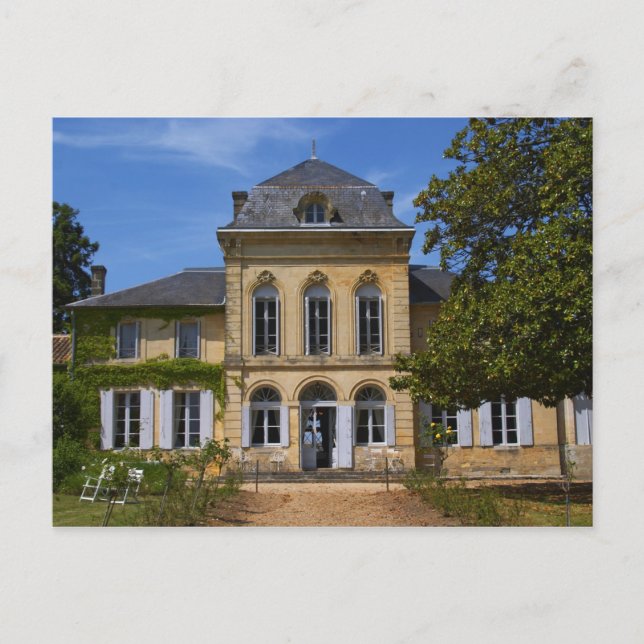 Postal El edificio principal del castillo, renovado por (Anverso)